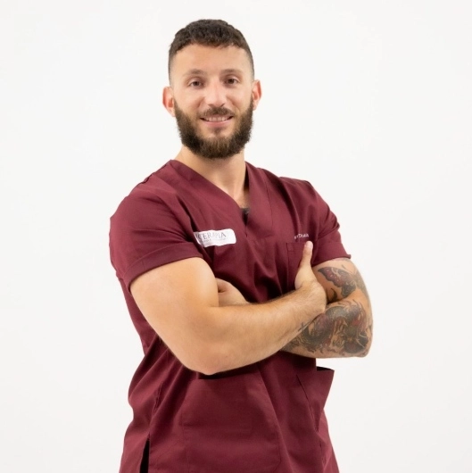 Dottor Francesco Canino fisioterapista dello studio Fisioterapia 39 a Guidonia